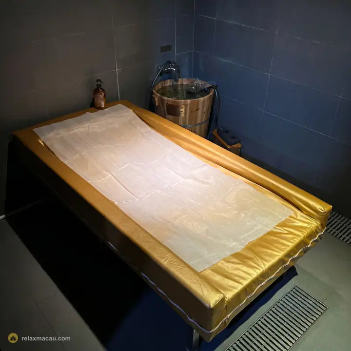 Number One Sauna gold waterbed room