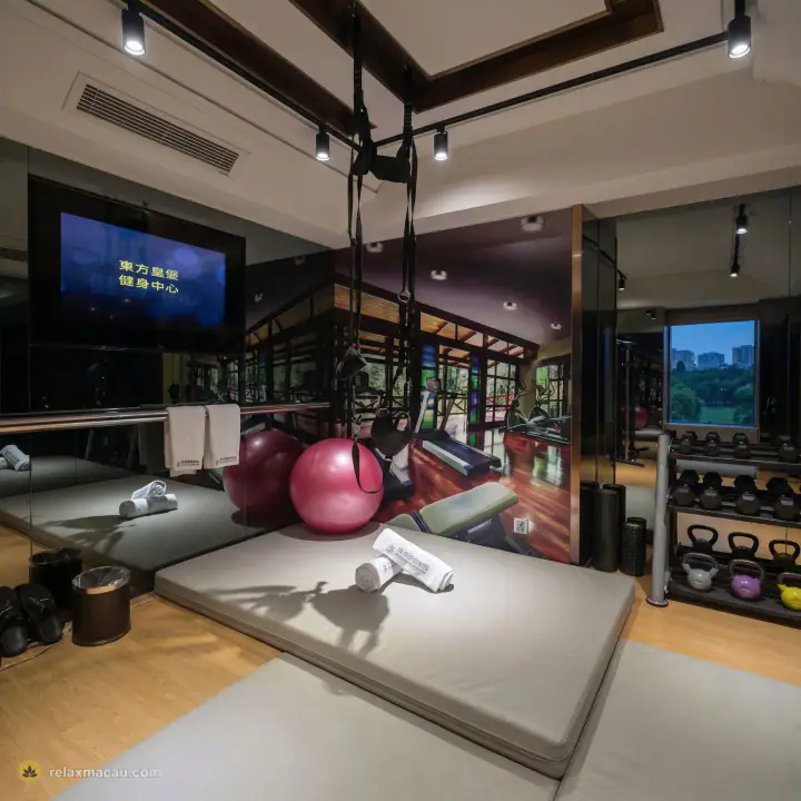 East Castle Spa gym theme room
