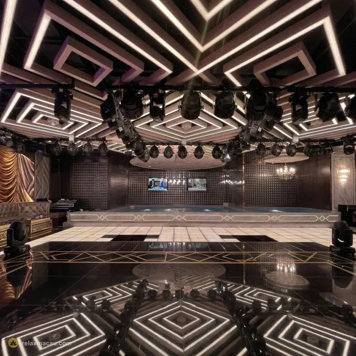 Victoria Sauna catwalk show stage