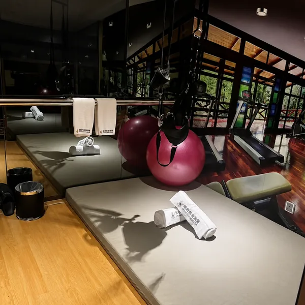 Fitness center theme room photo