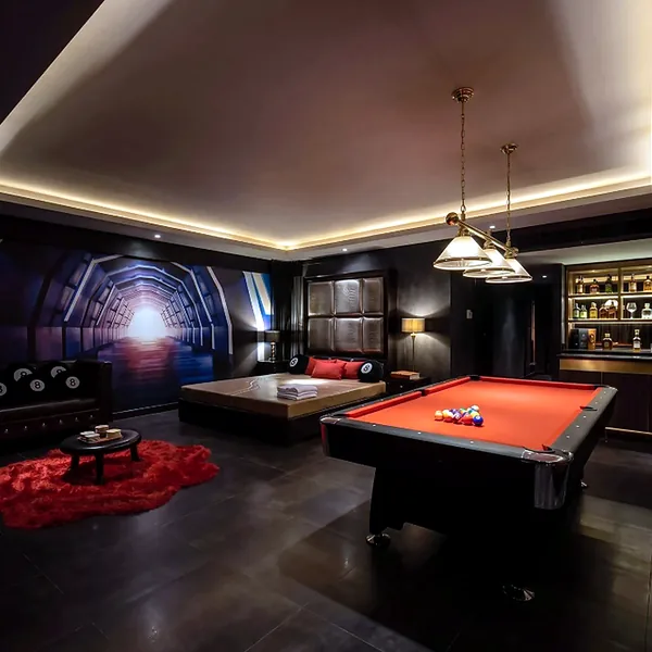 Pool-table suite photo
